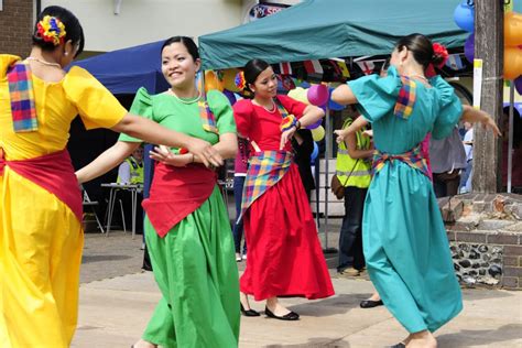  ¿El Tabon: Un Viaje Mágico a Través del Tiempo y la Tradición Filipina?